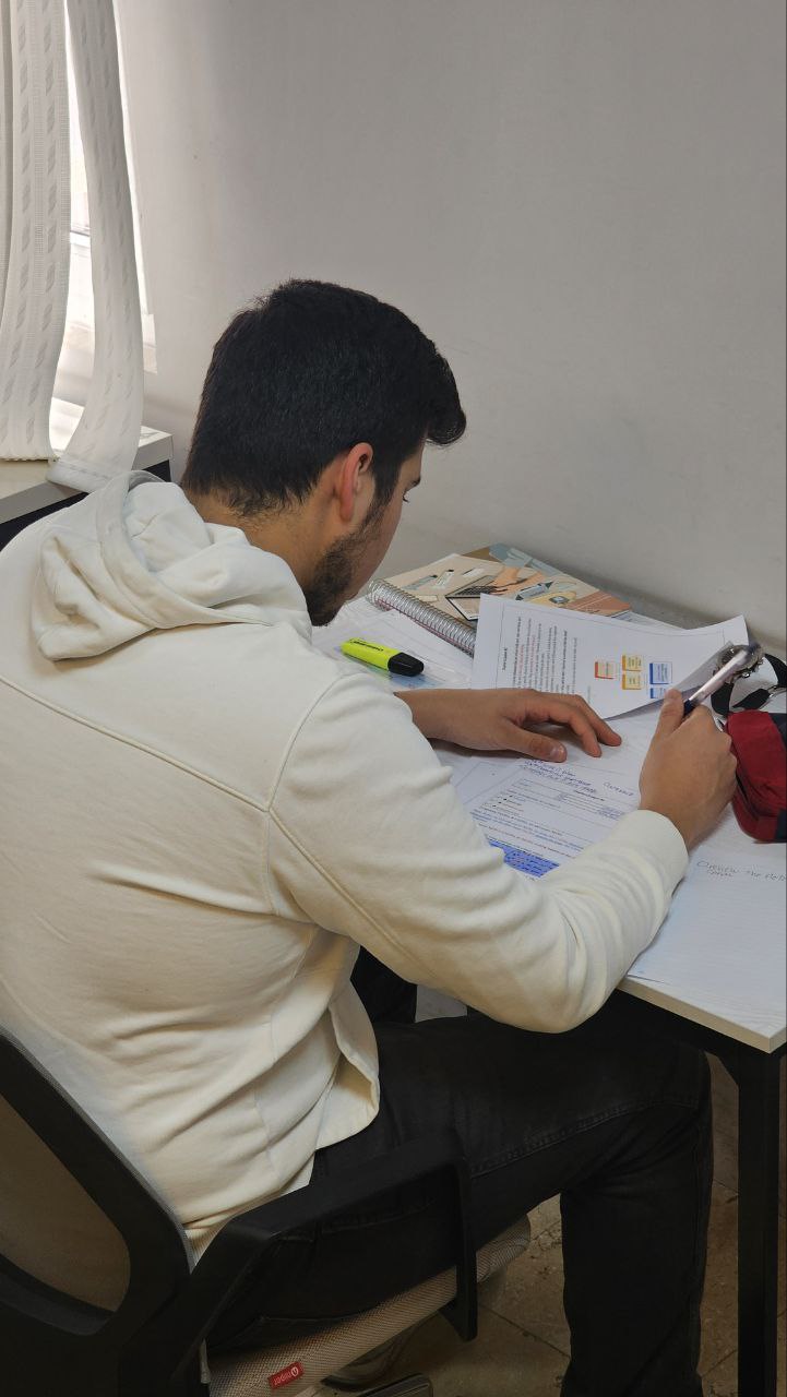 سالن مطالعه دخترانه پسرانه مرکز تهران(ایرانشهر)